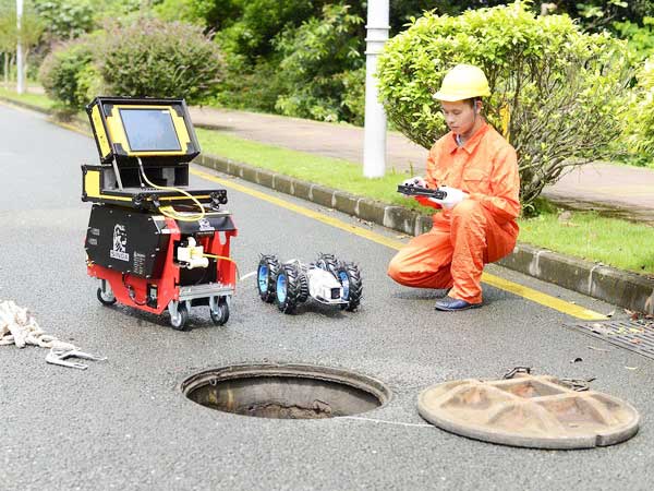 天桥管道机器人检测